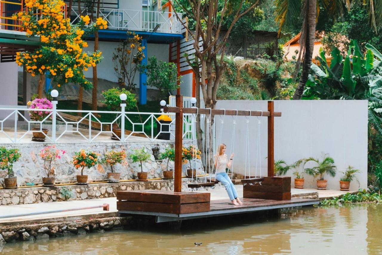 Golden Dragon Kanchanaburi Eksteriør billede